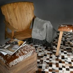 Aubry Gaspard Coffre Pouf Carré En Bois Recyclé Et Peau De Vache. 7 Aubry Gaspard Coffre Pouf Carré En Bois Recyclé Et Peau De Vache. -magasin Vente-unique 151402