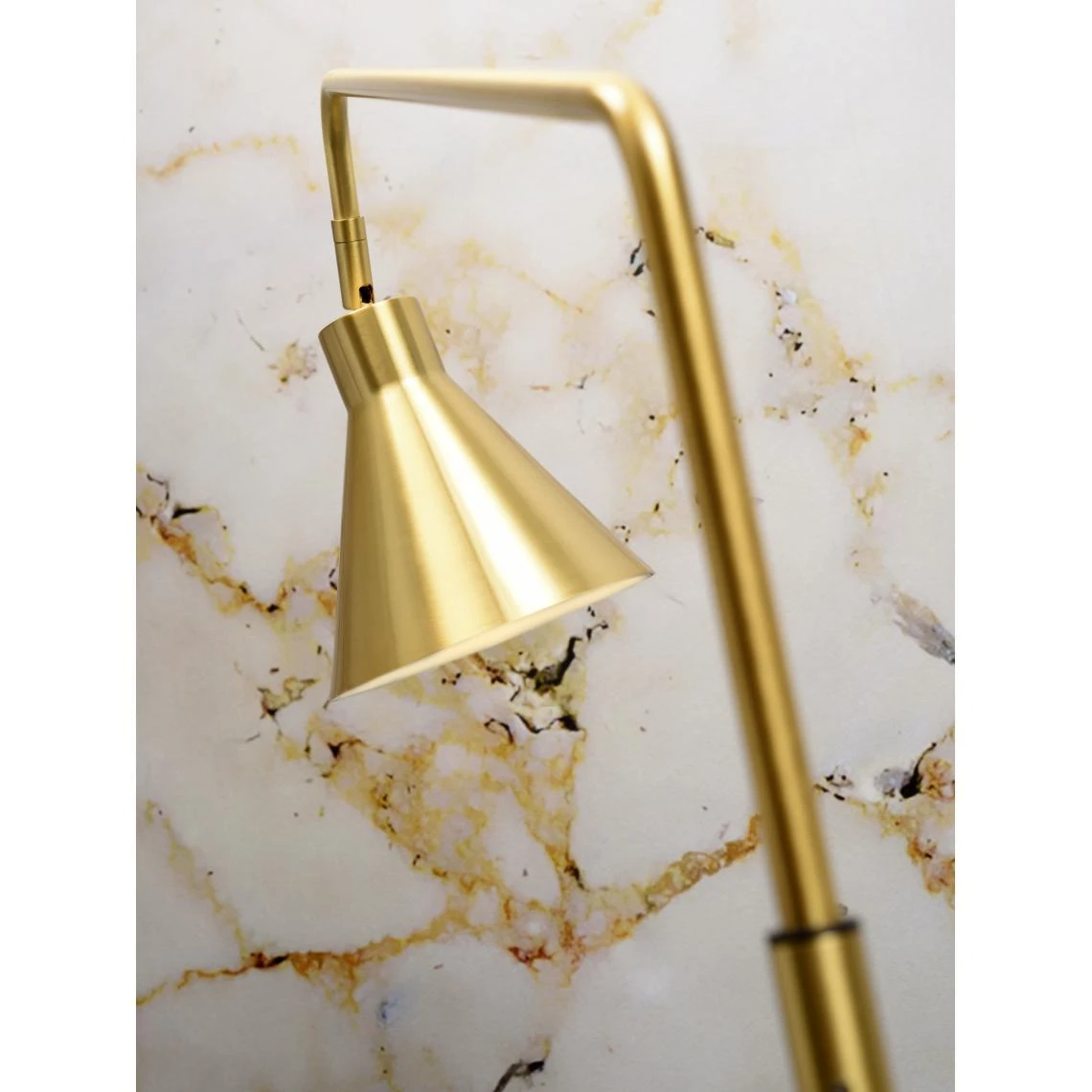 It's About Romi Lampadaire En Fer Doré Articulé LYON 6 It's About Romi Lampadaire En Fer Doré Articulé LYON – Image 4